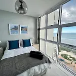 Beachfront Apartment With Endless Views!